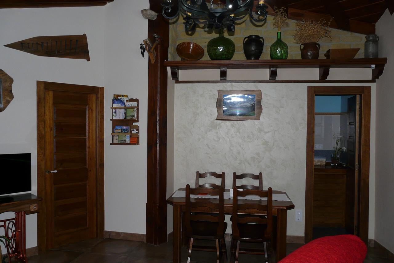 Apartamentos La Condesa Valmeo Extérieur photo