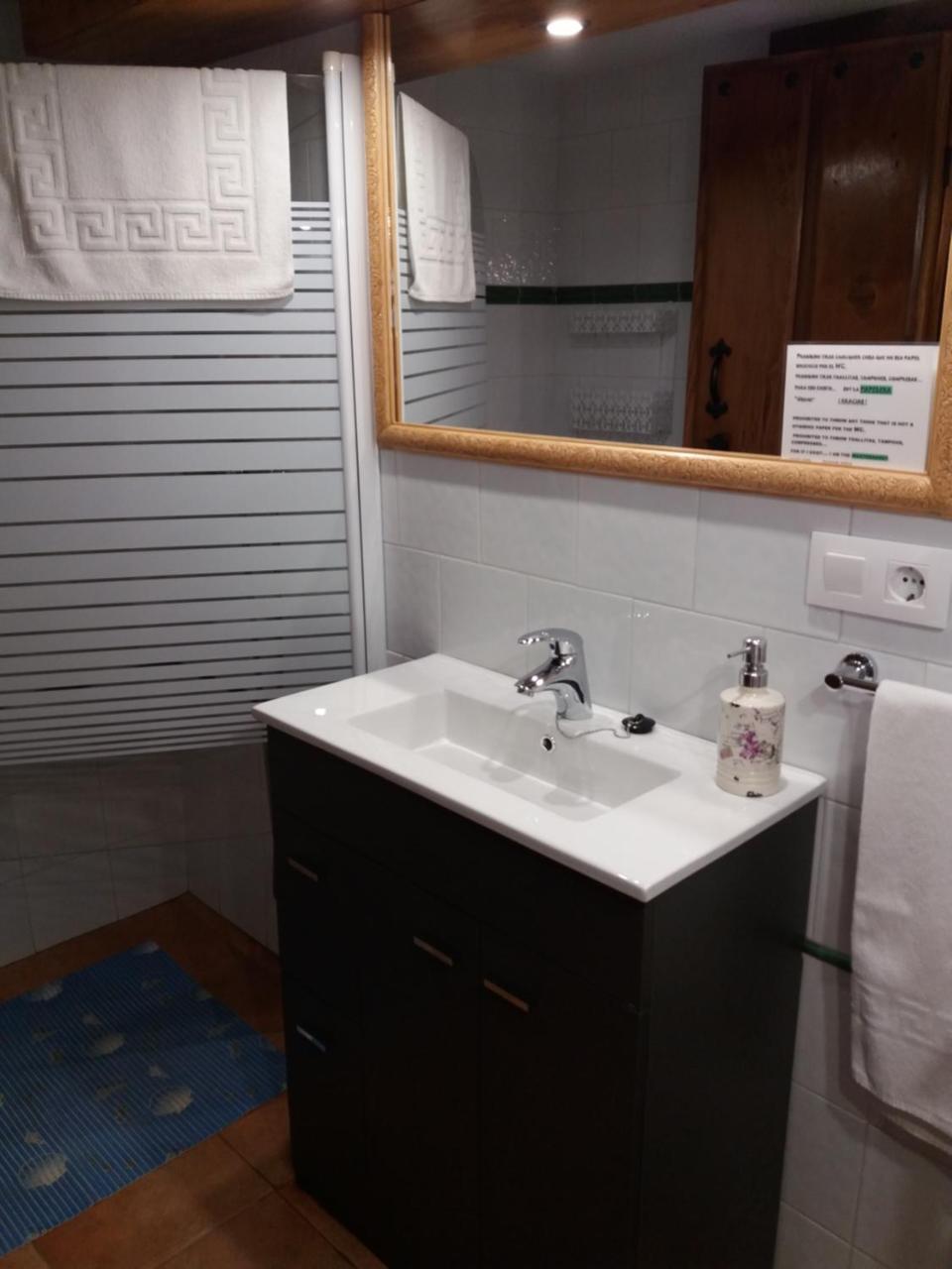 Apartamentos La Condesa Valmeo Extérieur photo